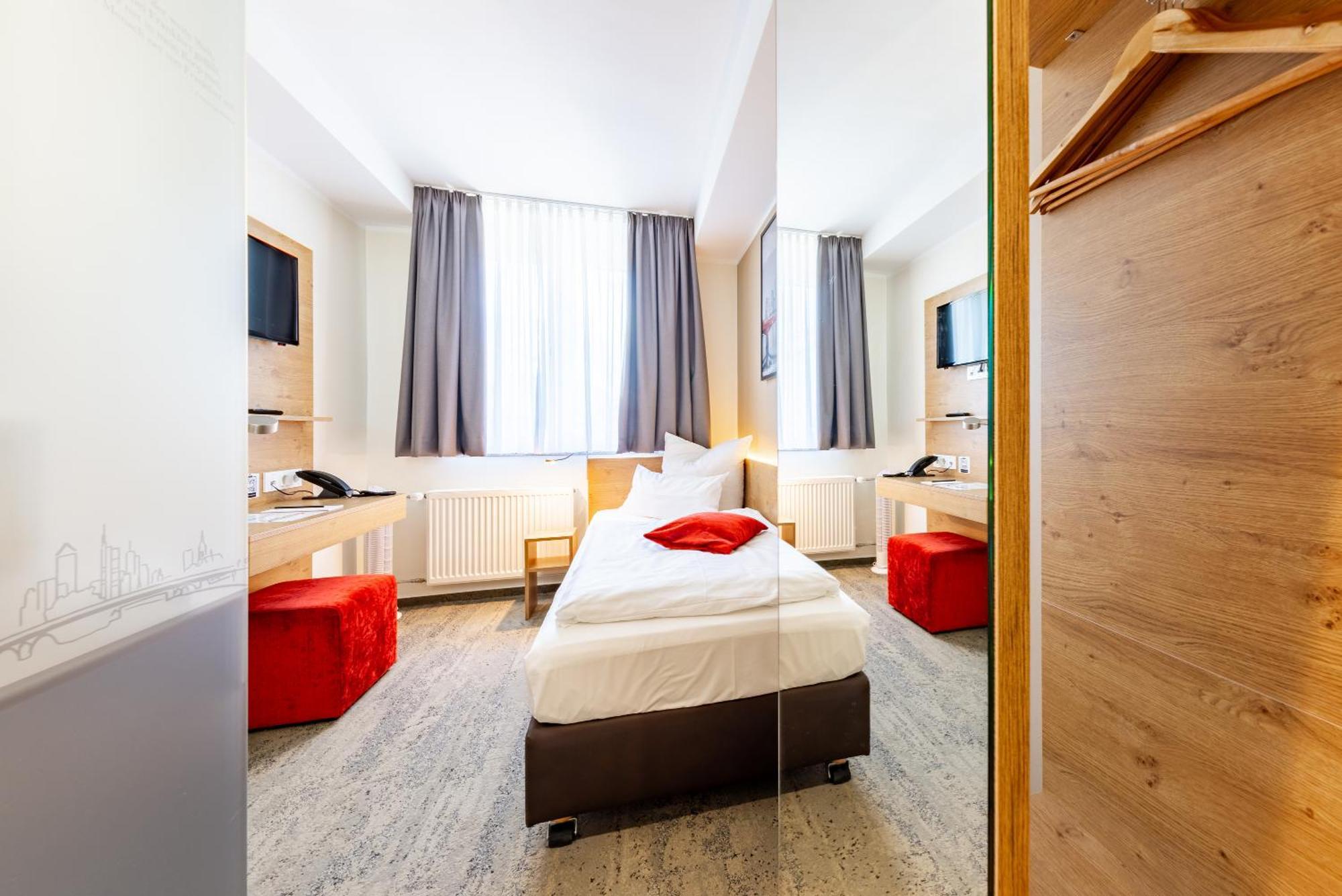 Maingau Hotel Frankfurt am Main Dış mekan fotoğraf